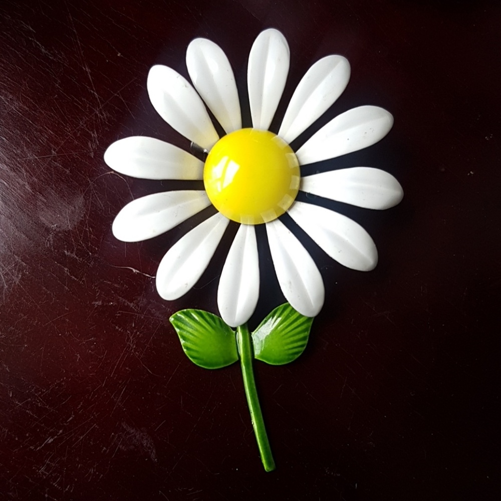 Sunflower brooch